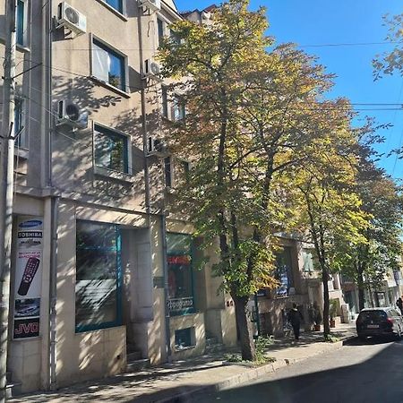 Hotel Oazis Хасково Экстерьер фото